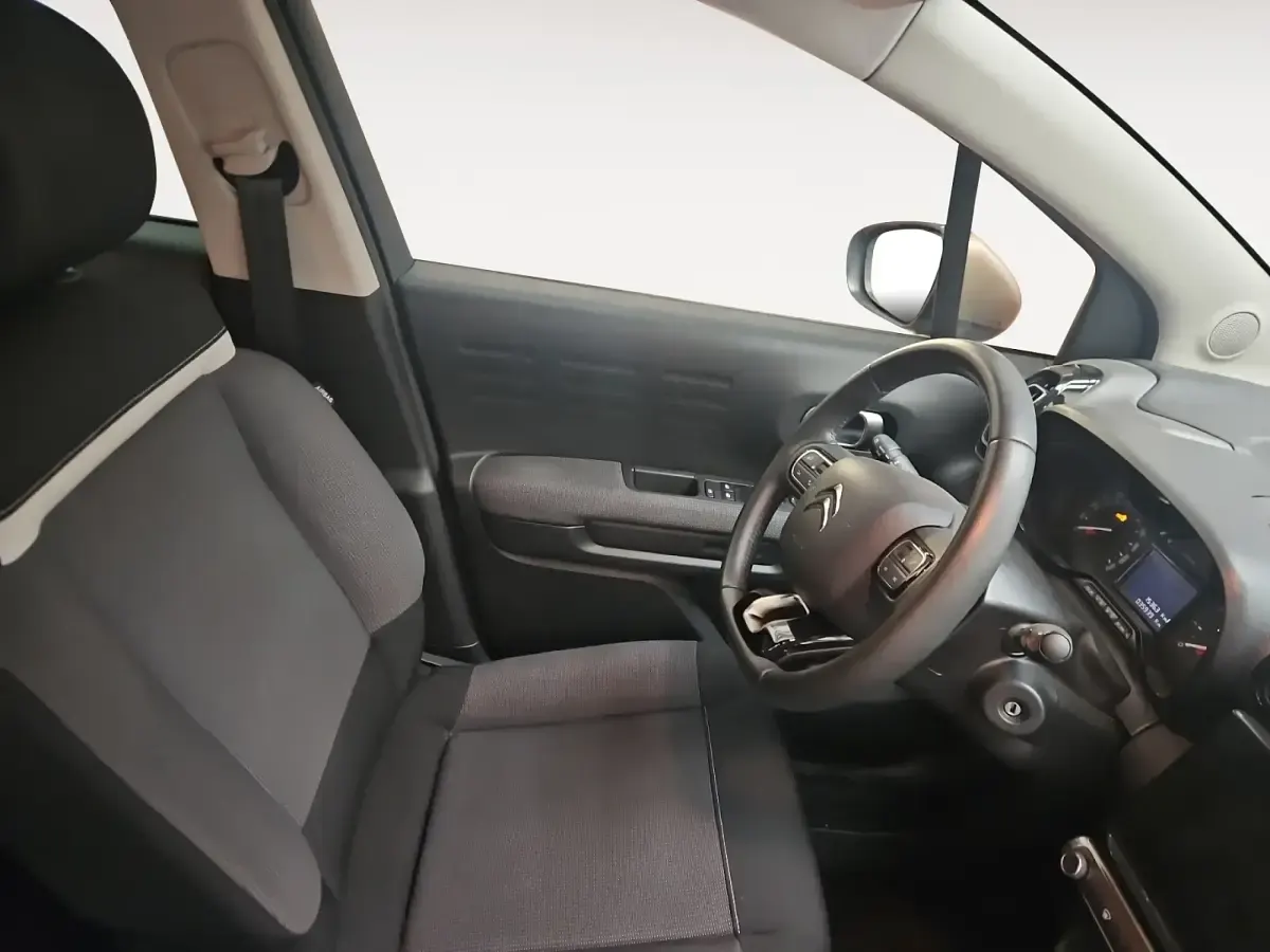 Usado Citroën C3 Aircross 110 CV (80 kW) 2022 Gris/plata SUV
