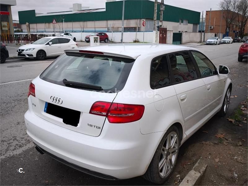 Usado Audi A3 S-Line 105 CV (77 kW) 2009 Blanco Utilitario