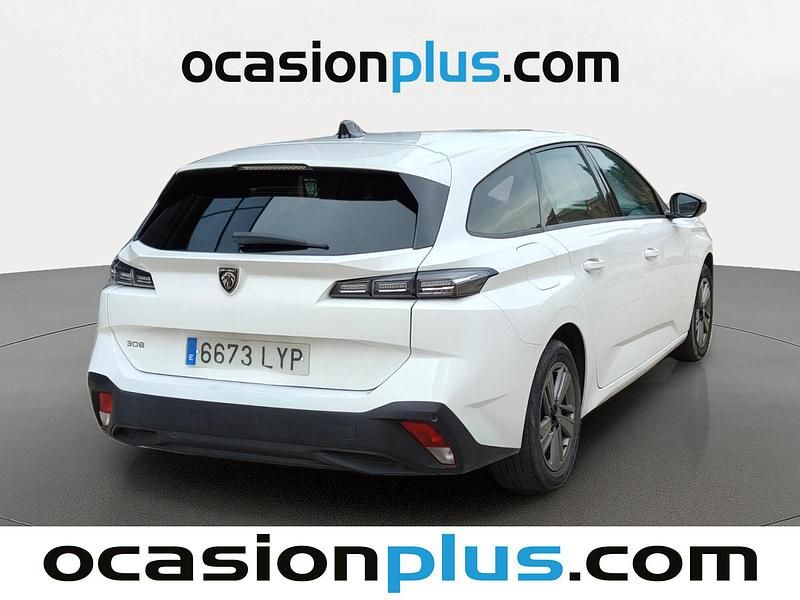 Usado Peugeot 308 Active 130 CV (95 kW) 2022 Blanco Familiar