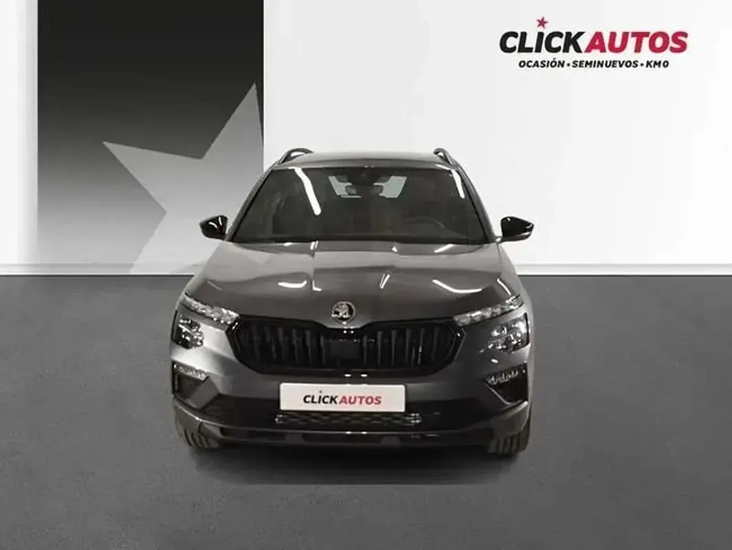 Usado Skoda Kamiq Sport 150 CV (110 kW) 2025 Gris SUV
