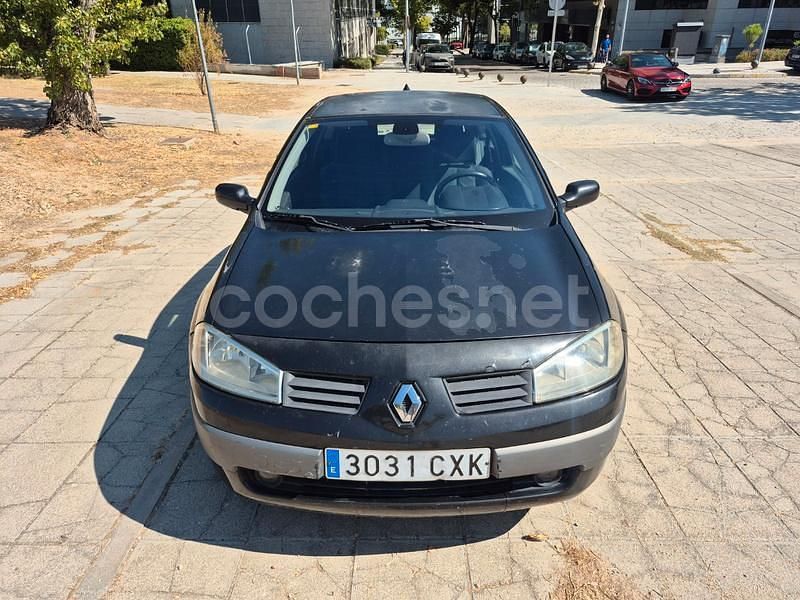 Negro Usado 2003 Renault Mégane II Dynamique Berlina | 999 € (Buen precio) - Imagen 1/4