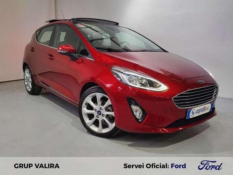 Usado Ford Fiesta Titanium 101 CV (74 kW) 2017 Rojo Utilitario