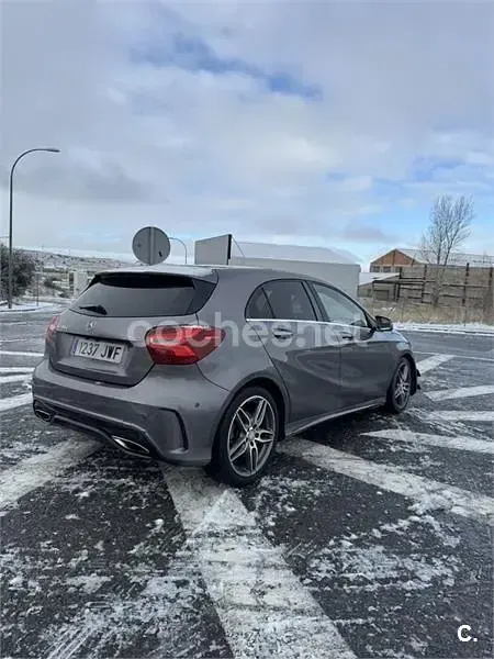 Käytetty Mercedes A200 AMG line 136 HP (100 kW) 2017 Harmaa Sedan