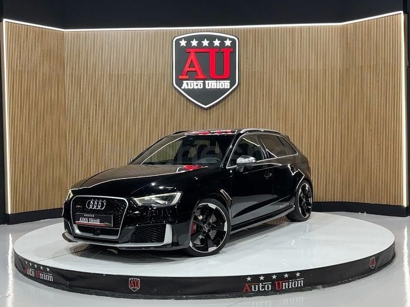 Usado Audi RS3 Ambiente 367 CV (269 kW) 2016 Negro Berlina