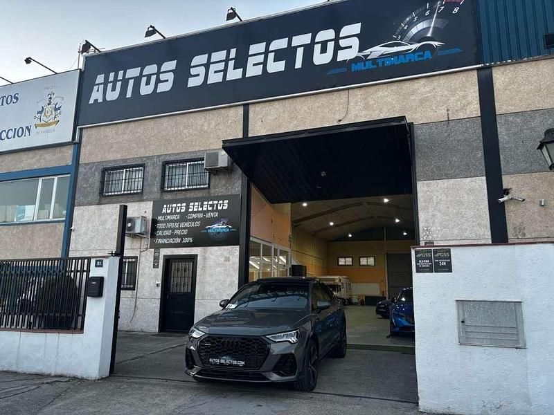 Gris Usado 2023 Audi Q3 Sportback Ambiente SUV | 47.990 € (Caro) - Imagen 1/4