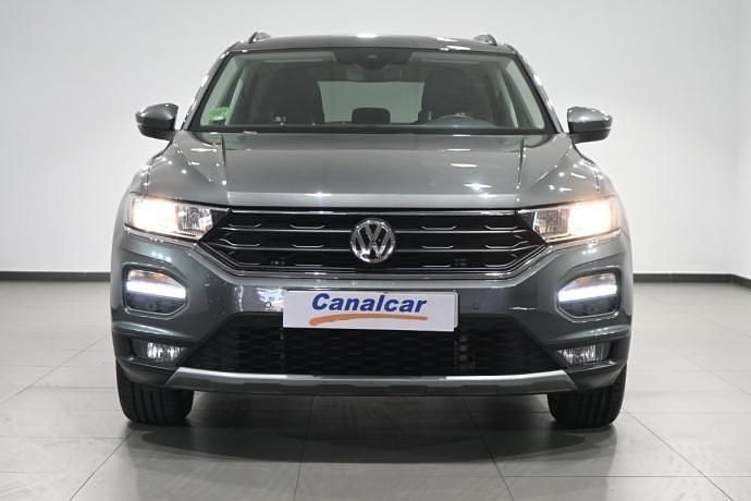 Usado VW T-Roc Advance 116 CV (85 kW) 2018 Gris SUV