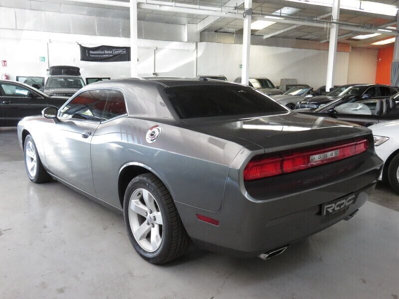Usado Dodge Challenger 341 CV (250 kW) 2012 Gris Coupe
