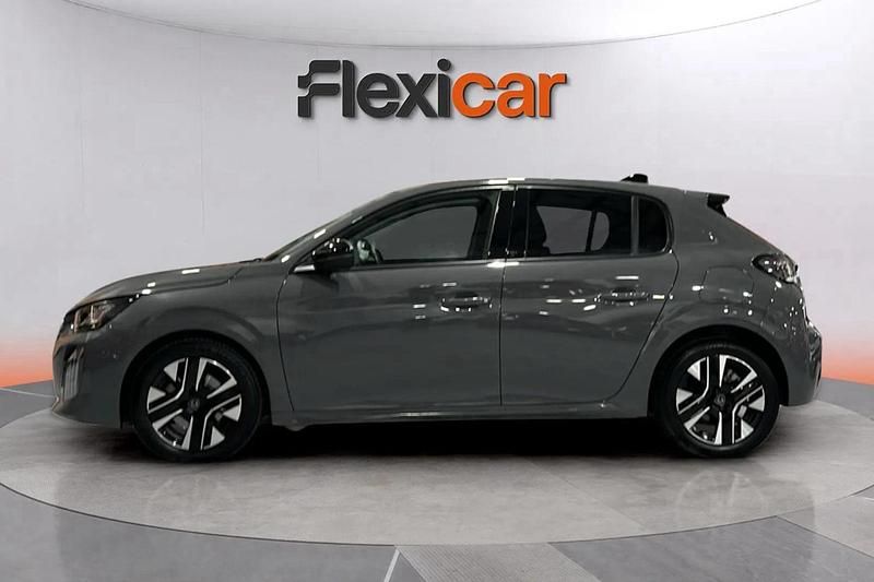 Usado Peugeot 208 Allure 102 CV (75 kW) 2024 Gris Utilitario