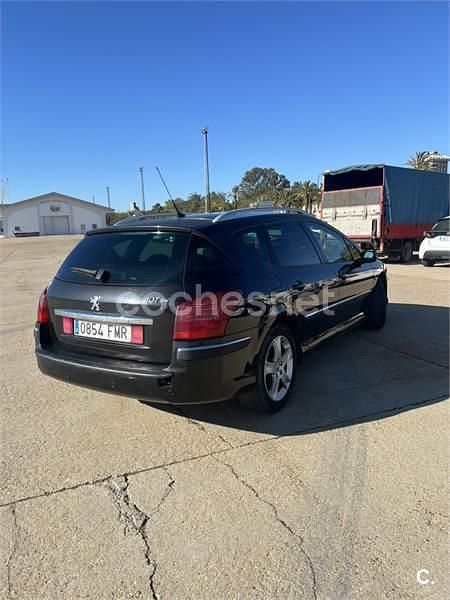 Usado Peugeot 407 Sport 136 CV (100 kW) 2007 Negro Familiar