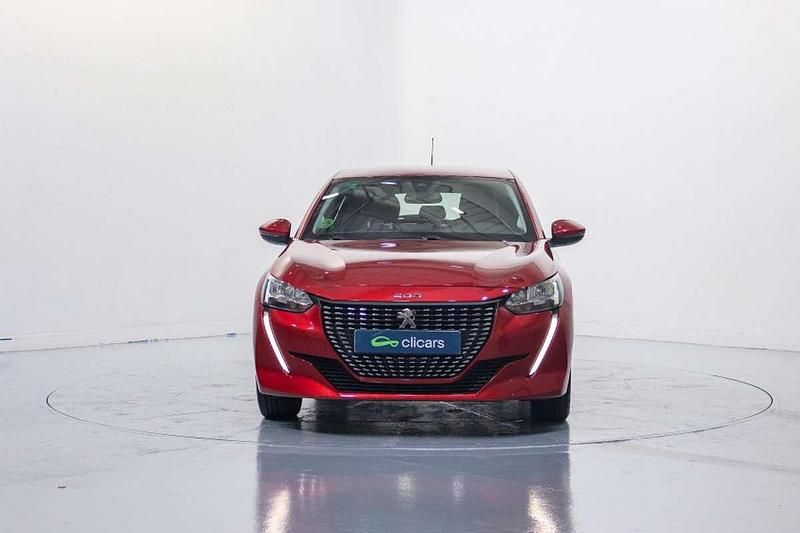Usado Peugeot 208 Active 102 CV (75 kW) 2019 Rojo Utilitario