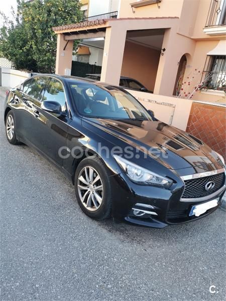 Usado Infiniti Q50 170 CV (125 kW) 2017 Negro Berlina