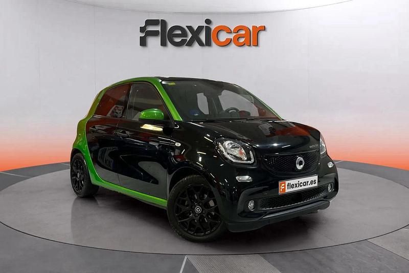 Negro Usado 2019 Smart ForFour Electric Drive Utilitario | 8890 € (Precio justo) - Imagen 1/4