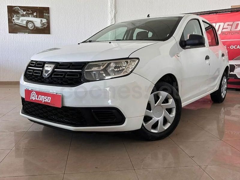 Usado Dacia Sandero Ambiance 73 CV (53 kW) 2017 Blanco Berlina