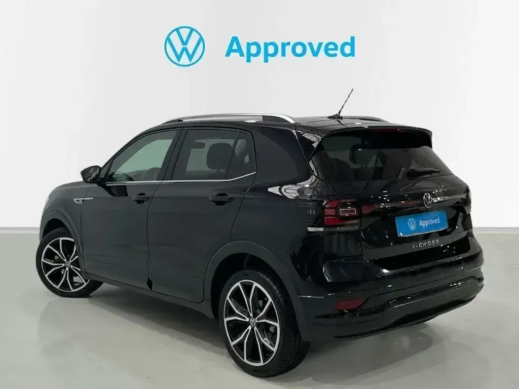Usado VW T-Cross Sportline 150 CV (110 kW) 2023 Negro SUV