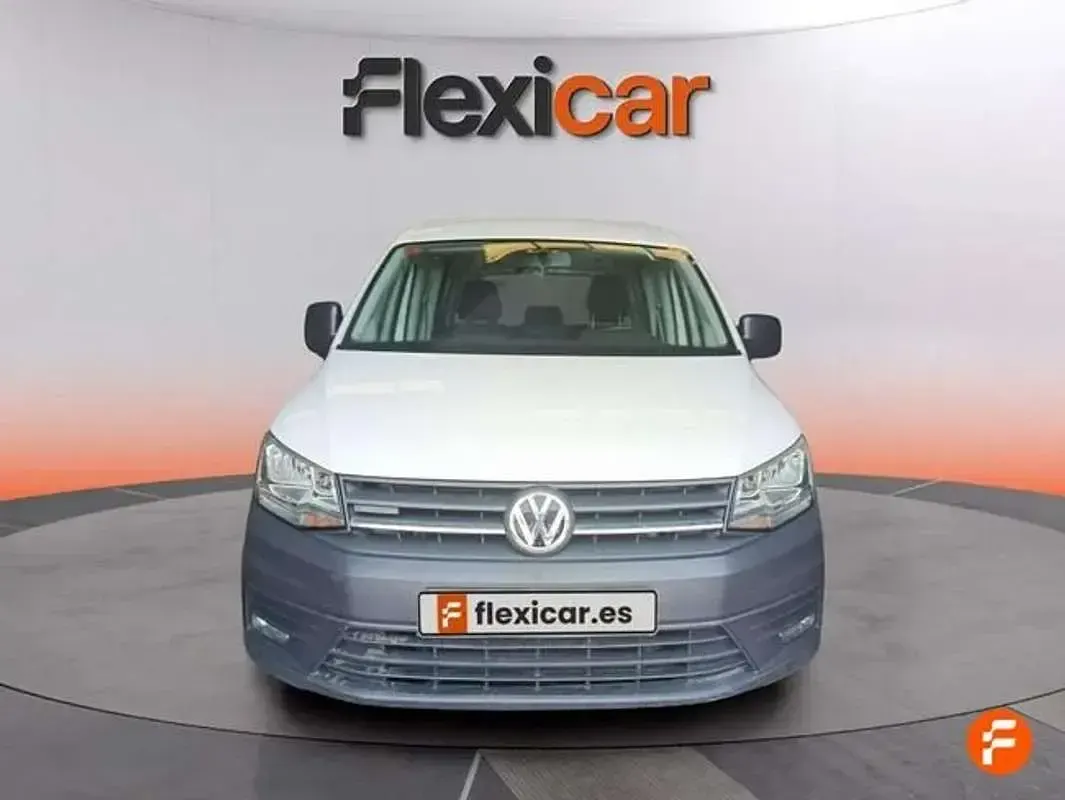 Usado VW Caddy Trendline 122 CV (89 kW) 2017 Blanco Monovolumen