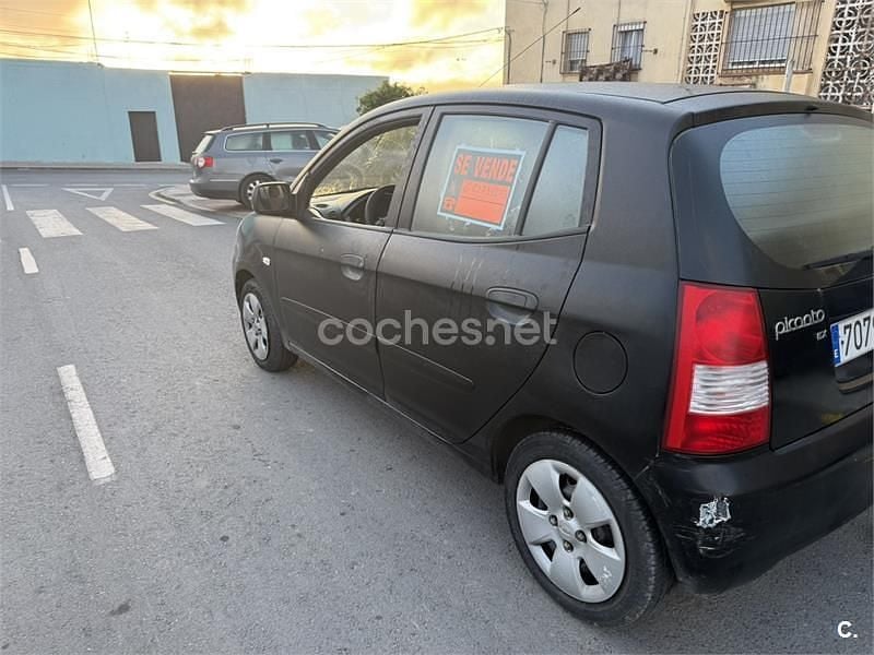 Occasion Kia Picanto EX 65 PK (47 kW) 2007 Zwart Hatchback