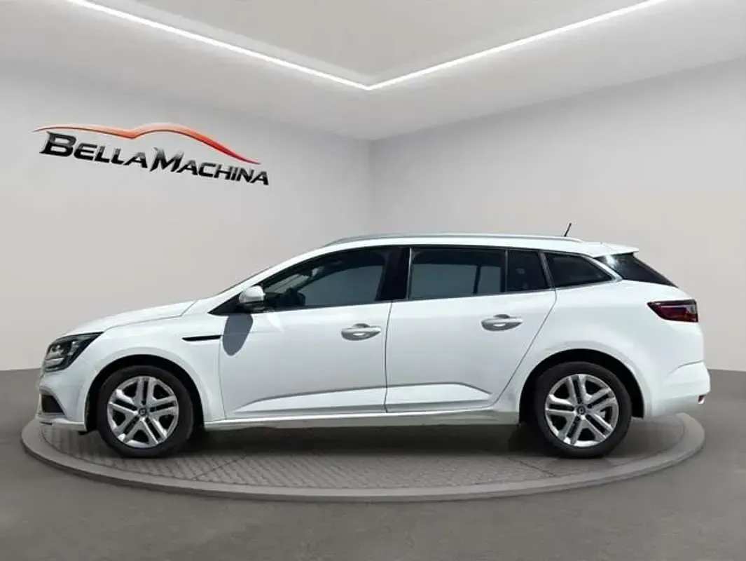 Usado Renault Mégane GrandTour Business 110 CV (80 kW) 2018 Blanco Familiar