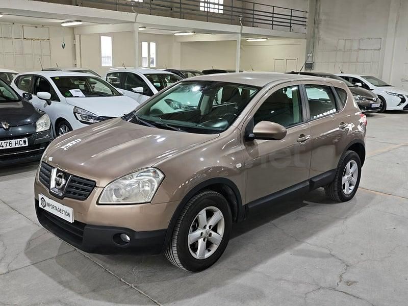 Usado Nissan Qashqai Acenta 140 CV (102 kW) 2007 Marrón SUV