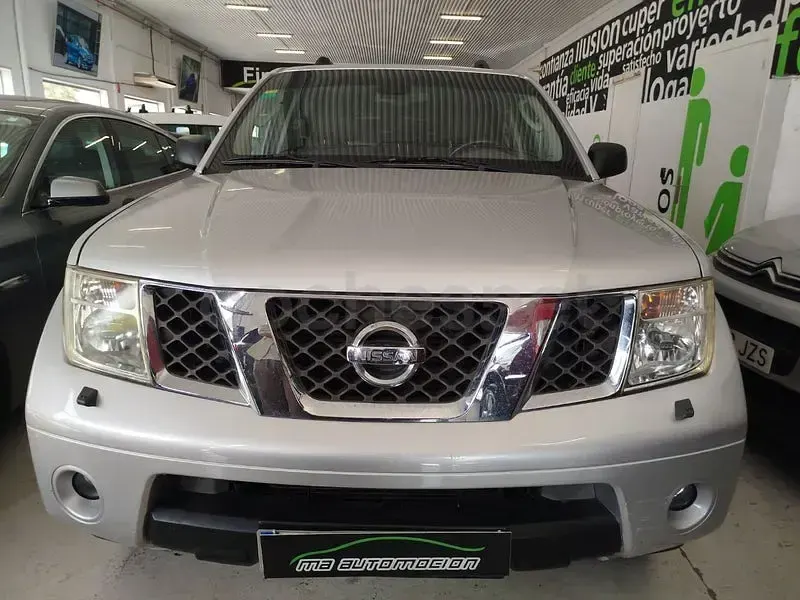 Usado Nissan Pathfinder SE 174 CV (127 kW) 2005 Gris / plata SUV