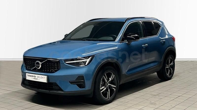 Usado Volvo XC40 Plus 163 CV (119 kW) 2025 Azul SUV