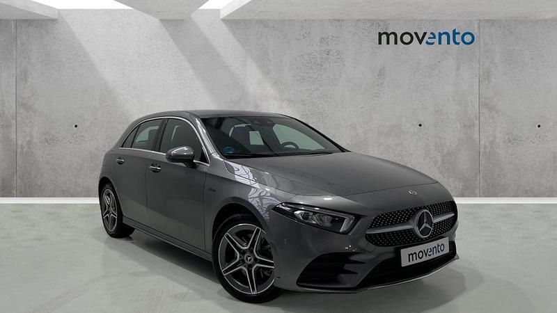 Gris Usado 2021 Mercedes A160 | 28.490 € - Imagen 1/4