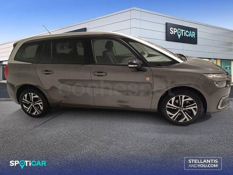 Usado Citroën C4 SpaceTourer PureTech 131 CV (96 kW) 2022 Gris / plata Monovolumen