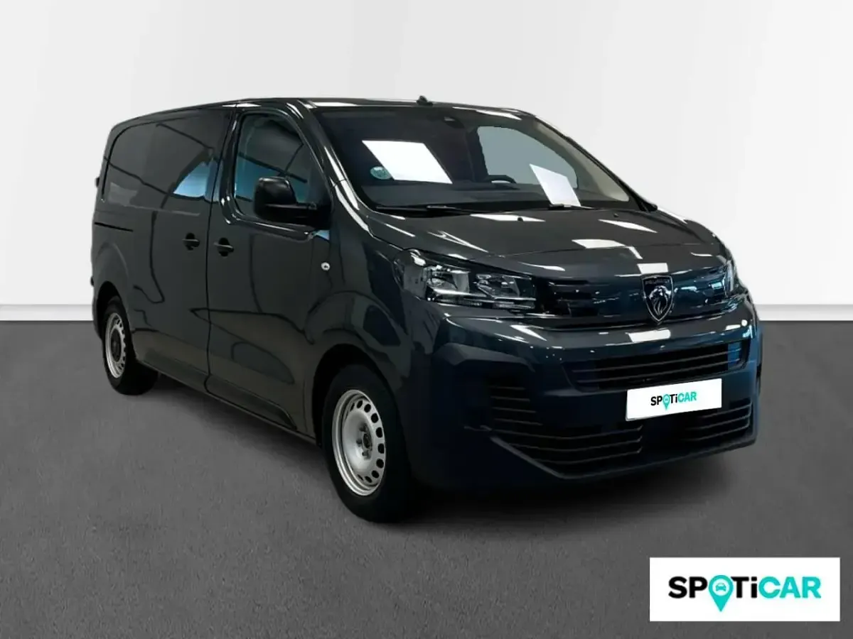Używany Peugeot Expert S 120 KM (88 kW) 2024 Szary Van