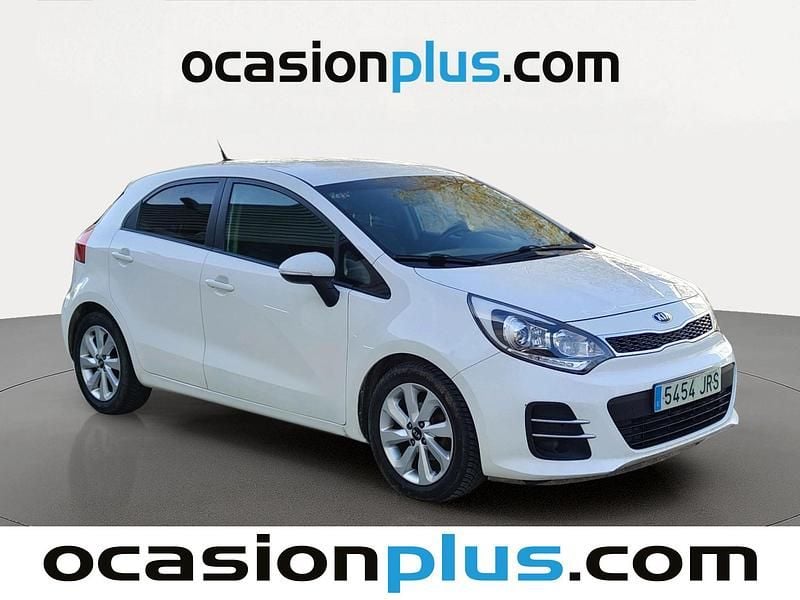 Usado Kia Rio 84 CV (61 kW) 2016 Blanco Utilitario