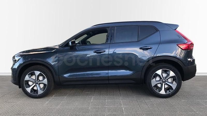 Nuevo Volvo XC40 Plus 163 CV (119 kW) 2025 Azul SUV