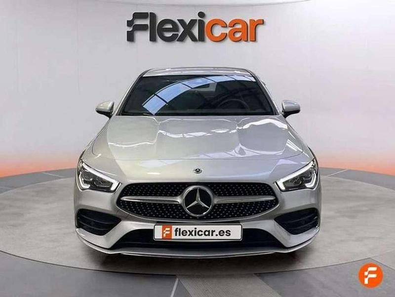 Usado Mercedes CLA220 190 CV (139 kW) 2025 Gris Berlina