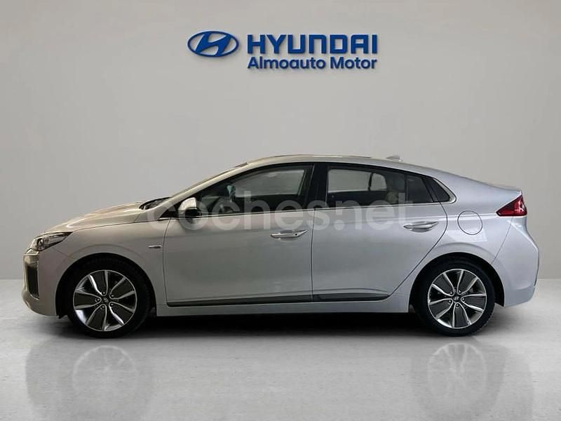 Usado Hyundai Ioniq Style 141 CV (103 kW) 2017 Gris / plata Utilitario