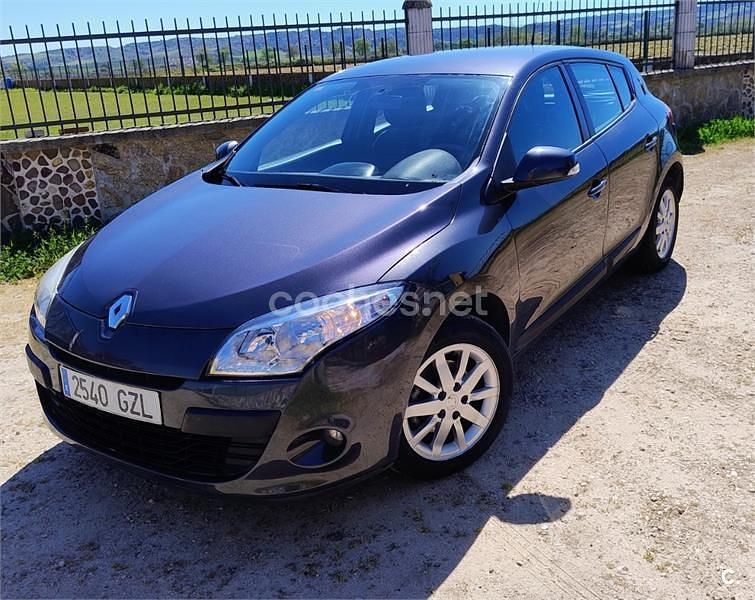 Occasion Renault Mégane 85 PK (62 kW) 2010 Grijs Sedan