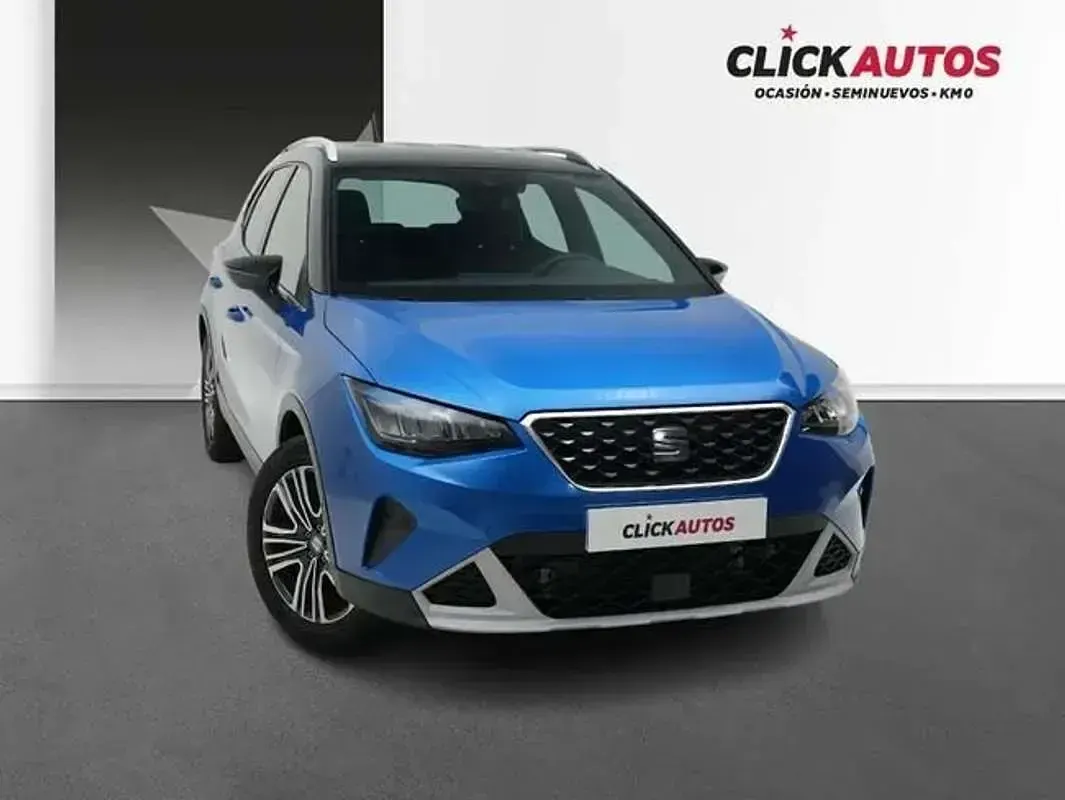Usado Seat Arona 116 CV (85 kW) 2025 Azul SUV