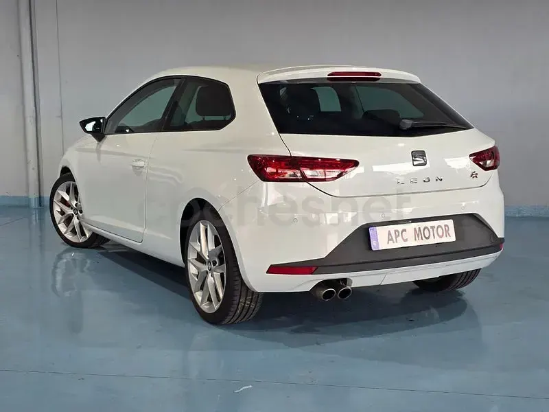 Usado Seat Leon SC FR 140 CV (102 kW) 2013 Blanco Utilitario