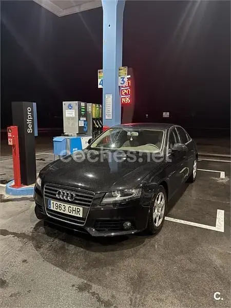 Usado Audi A4 143 CV (105 kW) 2008 Negro Berlina