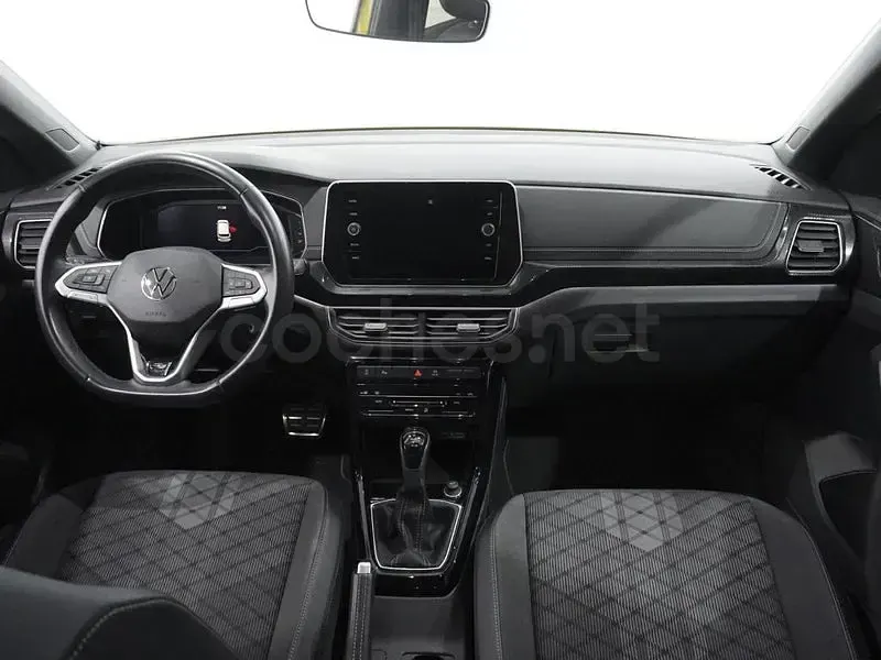 Usado VW T-Cross R-line 150 CV (110 kW) 2024 Amarillo SUV