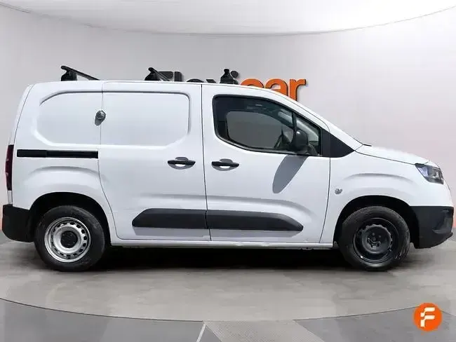 Usado Toyota Proace City City 102 CV (75 kW) 2020 Blanco Monovolumen