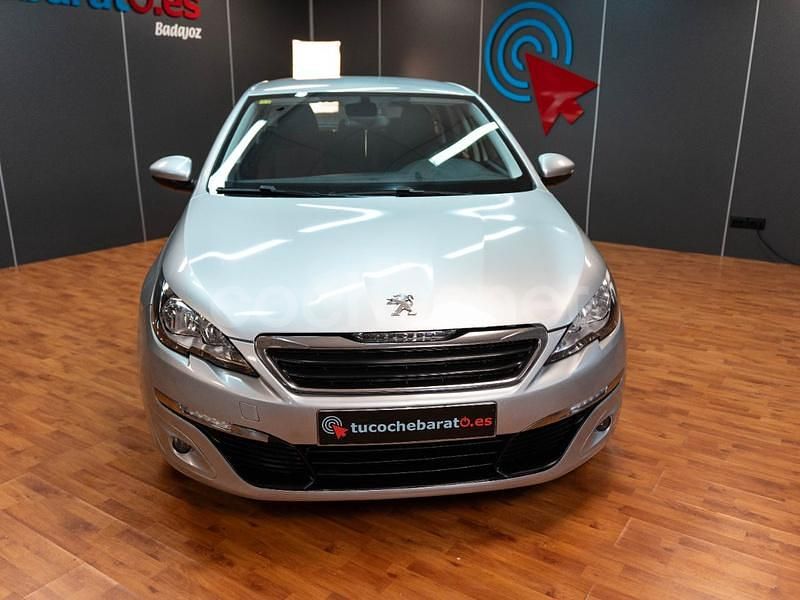 Usado Peugeot 308 SW Active 120 CV (88 kW) 2014 Gris / plata Familiar