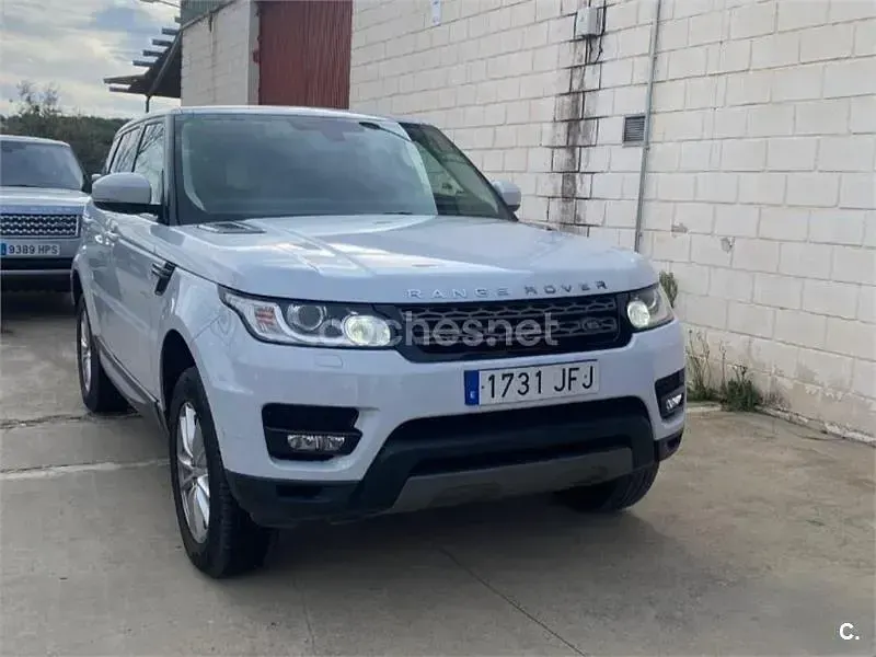 Usado Land Rover Range Rover SE 258 CV (189 kW) 2015 Blanco SUV