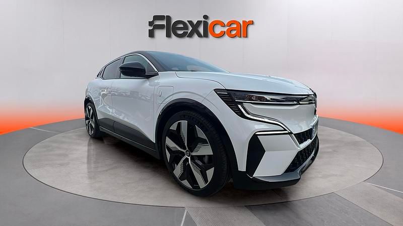 Usado Renault Megane E-Tech Equilibre 96 kW (131 CV) 2023 Blanco Berlina
