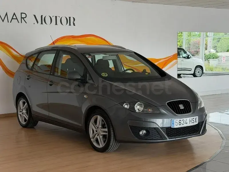 Usado Seat Altea XL Style 140 CV (102 kW) 2013 Beige Monovolumen