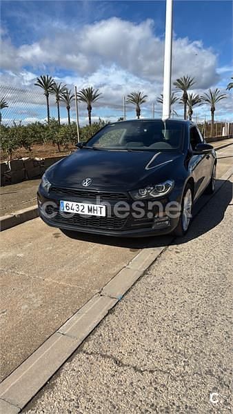Negro Usado 2016 VW Scirocco R-line Coupe | 17.500 € (Precio justo) - Imagen 1/4