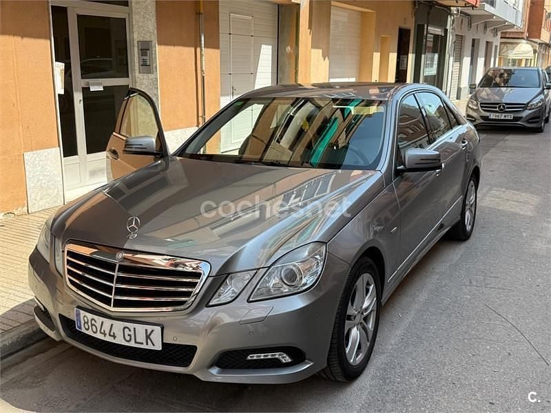 Gris / plata Usado 2009 Mercedes E350 Avantgarde Berlina | 10.500 € (Buen precio) - Imagen 1/4