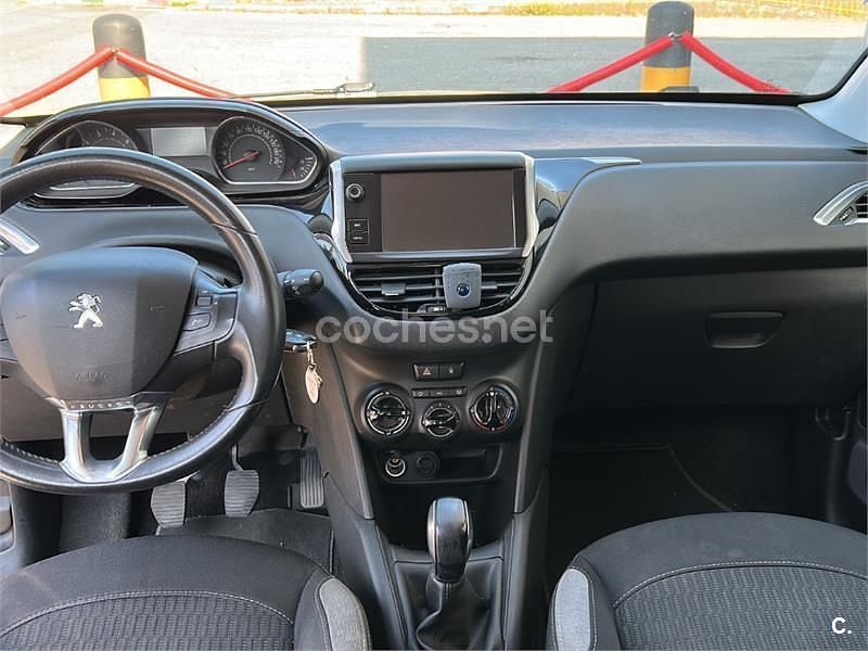 Azul Usado 2015 Peugeot 208 Style Utilitario | 7000 € (Precio justo) - Imagen 1/4