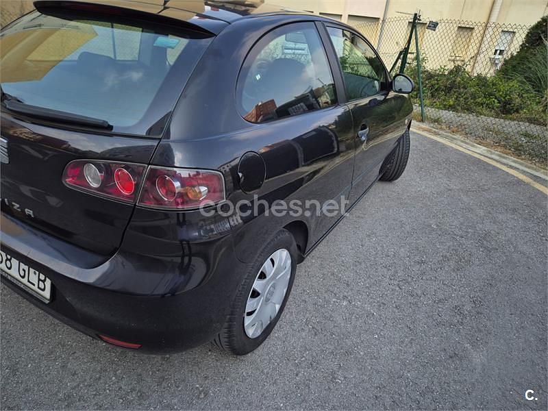 Usado Seat Ibiza 70 CV (51 kW) 2009 Negro Berlina