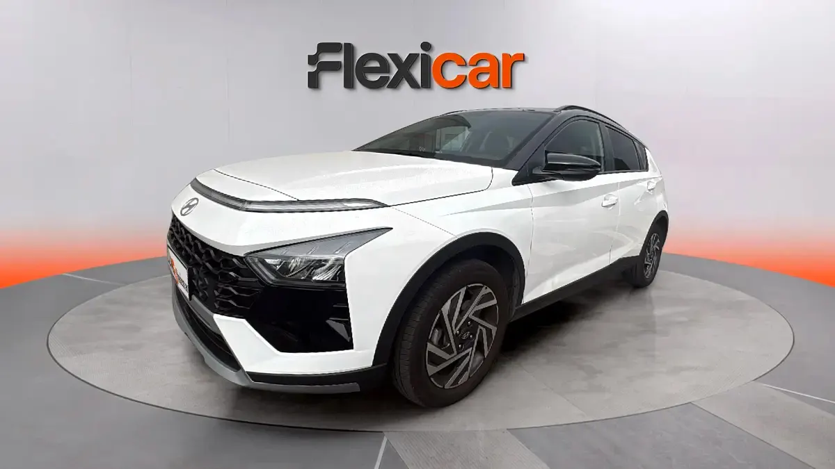 Usado Hyundai Bayon 101 CV (74 kW) 2025 Blanco SUV