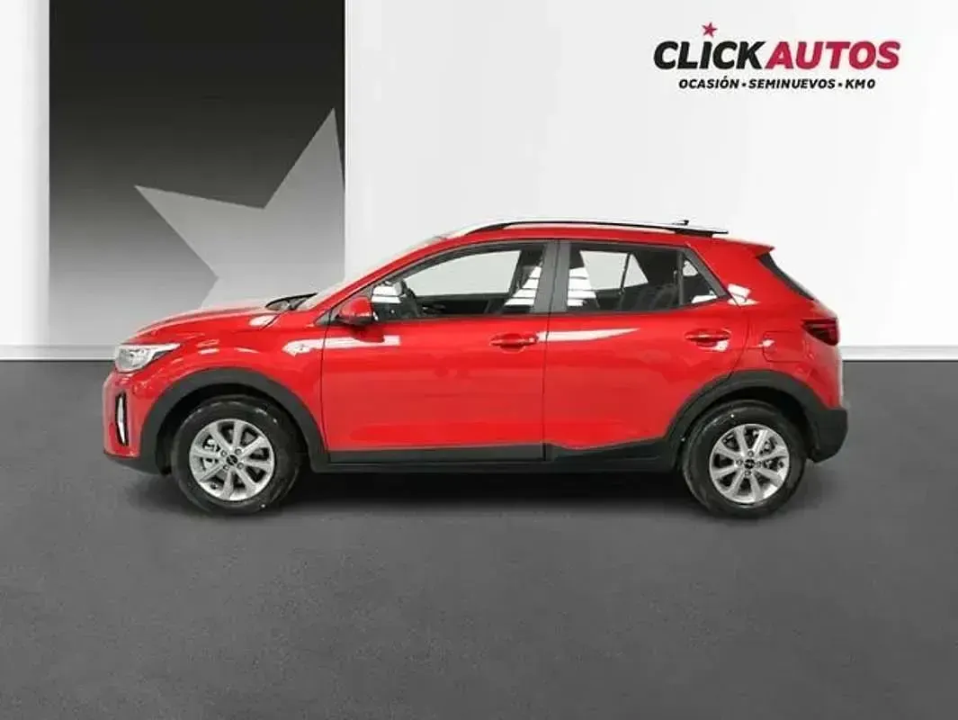 Usado Kia Stonic Active 79 CV (58 kW) 2025 Rojo SUV