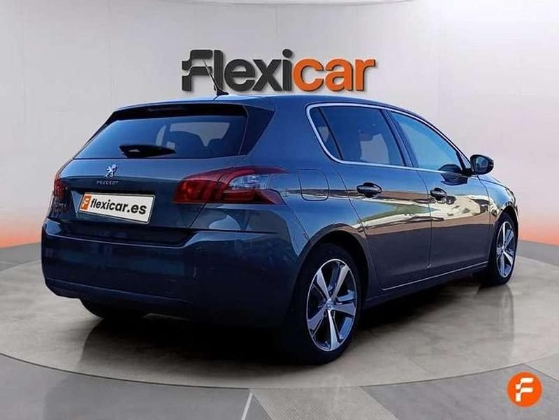 Usado Peugeot 308 Allure 131 CV (96 kW) 2020 Gris Utilitario