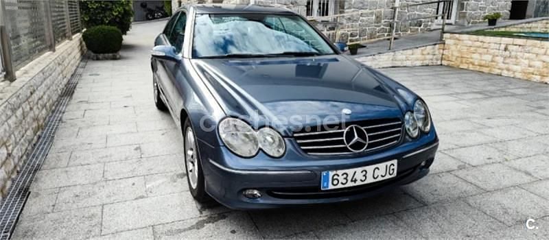 Usado Mercedes CLK200 Avantgarde 163 CV (119 kW) 2003 Gris / plata Coupe