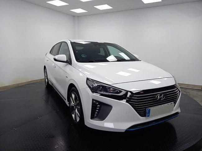 Usado Hyundai Ioniq 143 CV (105 kW) 2019 Blanco Utilitario